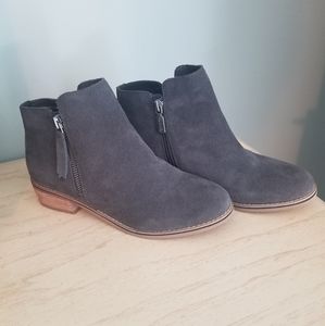 Blonde Waterproof Booties Gray